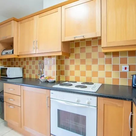 Apartment 21 - 2 Bed By Shortstays