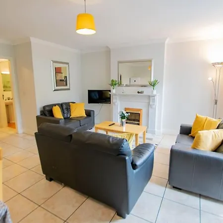 21 - 2 Bed By Shortstays *
