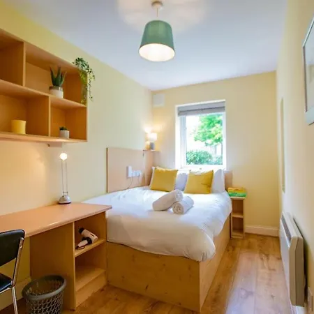 Apartment 21 - 2 Bed By Shortstays *