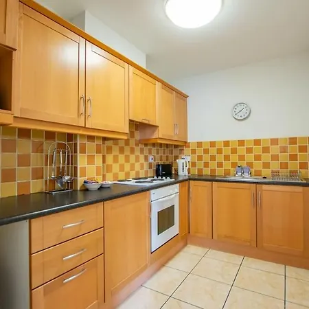 Apartment 21 - 2 Bed By Shortstays